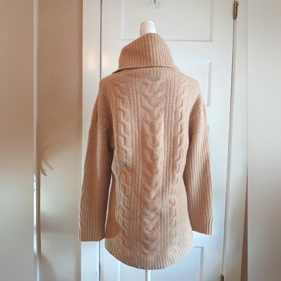 🎁Vince Cashmere Blend Camel Turtleneck - xl - Picture 5 of 10